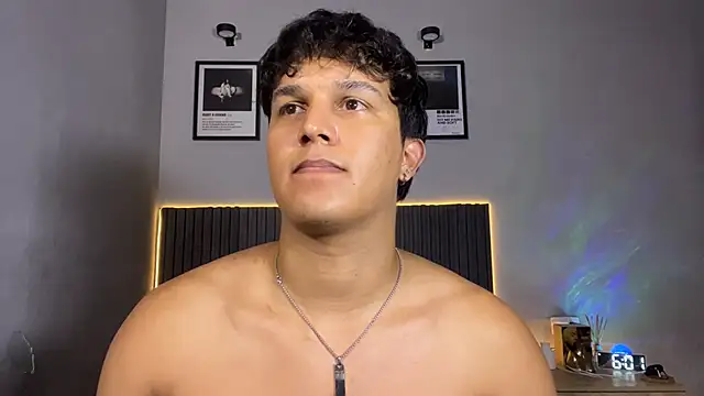 Leo_Savage_ – Live XXX-chat