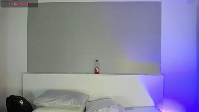Chat +18 de Jhon_and_Karol ao vivo