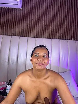 SandraMilerr's Live XXX Chat