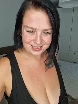 SarahDelSol Chat XXX in diretta