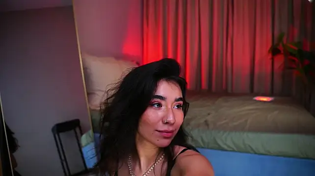 YokoKoko_ Adlı Modelin Canlı XXX Sohbeti