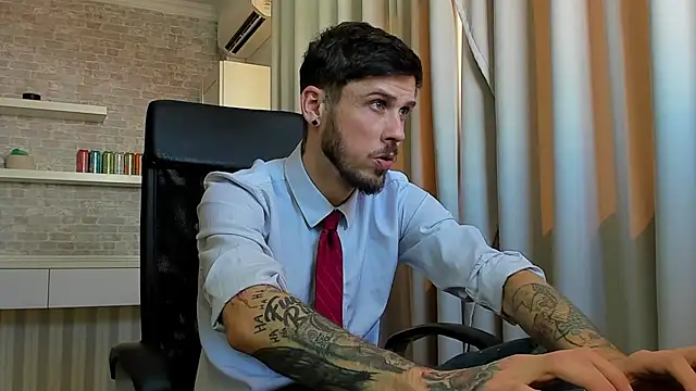 Chat +18 de JonahShaw ao vivo
