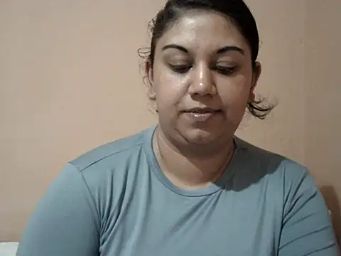bellachow10 Chat XXX live