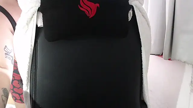 GiMilf 即時 XXX 聊天