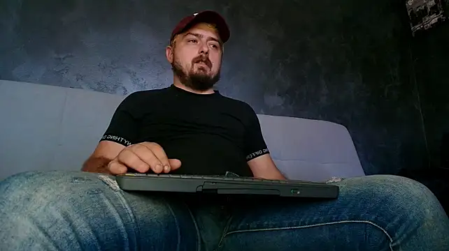 CLOUDYMarkWayne – Naživo XXX chat