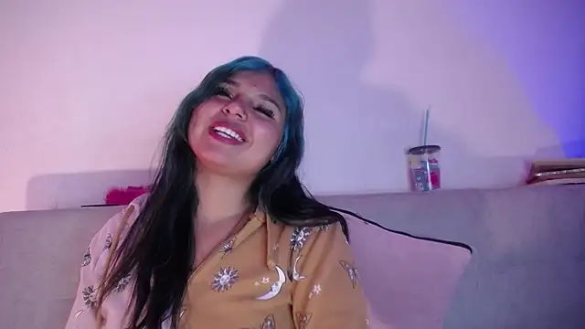 nairovyx Live XXX-chat