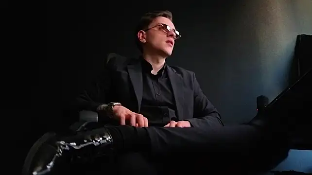 Онлайн чат XXX FelixStarkk