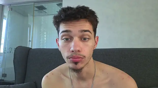 KaydenDrew Chat XXX in diretta