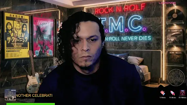 chino_roz's Live XXX Chat