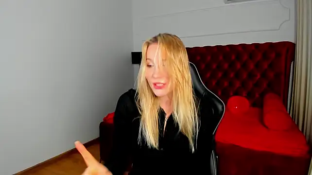 ElaraVoltage Obrolan Langsung XXX