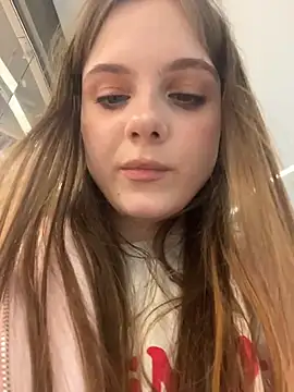 Živý XXX chat Lunabelle_