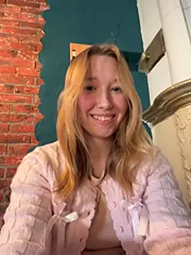 -NaughtyAngel- Live XXX Chat