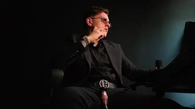 Živý XXX chat FelixStarkk