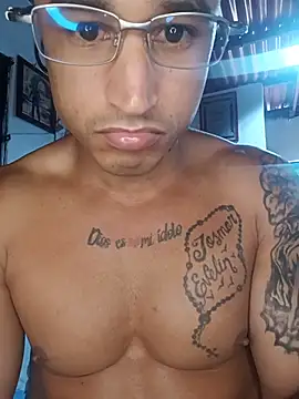 Chat XXX ao vivo de Fitneehot