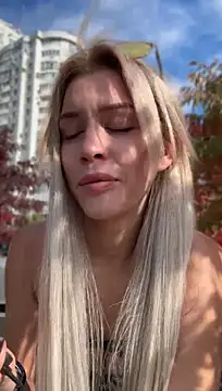 KikiWatson – Naživo XXX chat