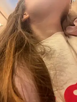 Živý XXX chat Lunabelle_