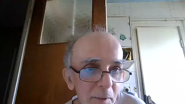 mariusica1@xh's Live XXX Chat