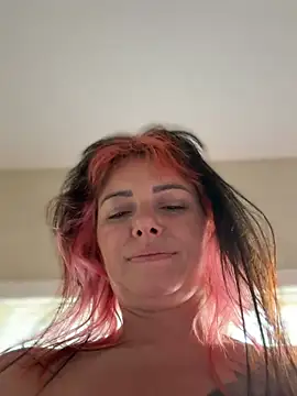 Chat XXX en directo de MarlaFknSinger