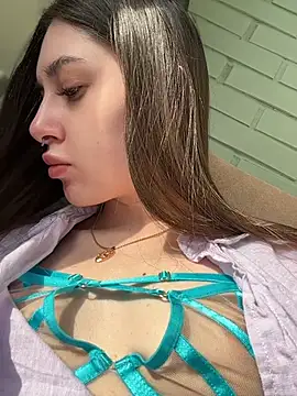 BOOMFOXY's Live XXX Chat
