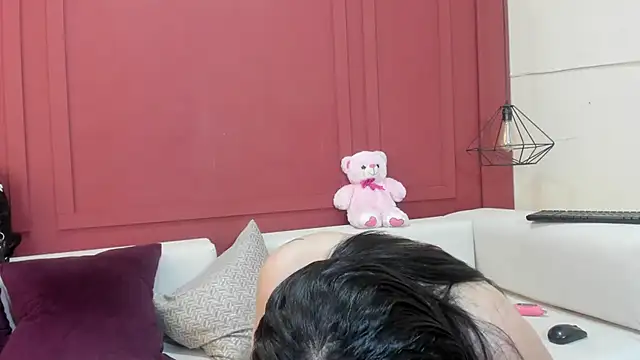 FernandaClar's Live XXX Chat