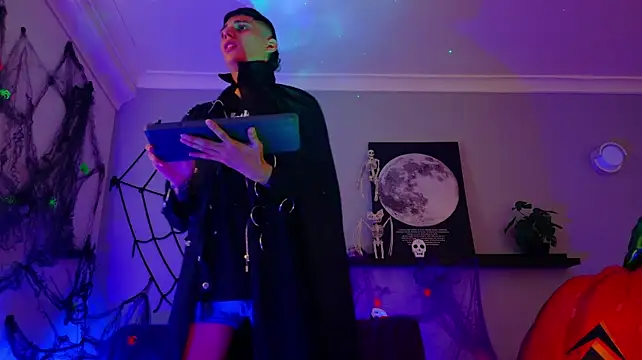 BryanGrey__ Show in webcam