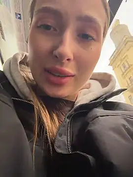 Coconut_milkn Live XXX chat