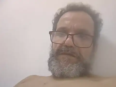 GiganticDot71 Live XXX Chat