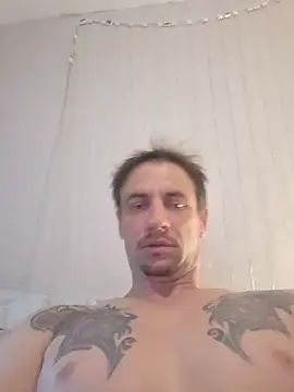 Chatroom XXX en direct de Highfrog1
