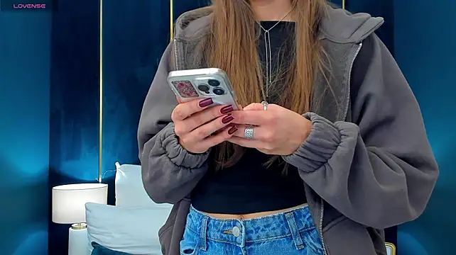 AprilWong's Live XXX Chat