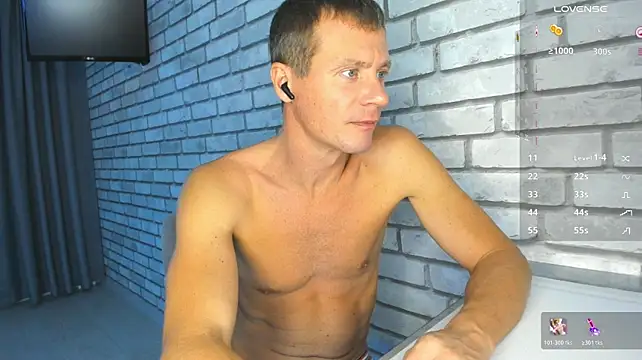 Smallnipples: онлайн-секс-чат