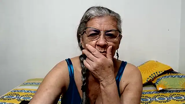 candy_mature_'s Live XXX Chat