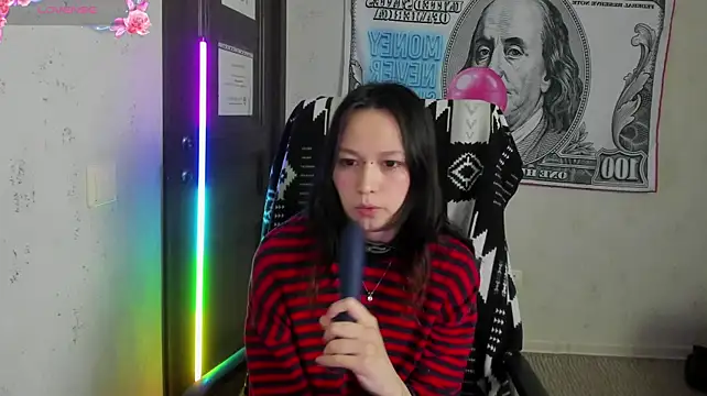 AriettiHamoe XXX чат на живо