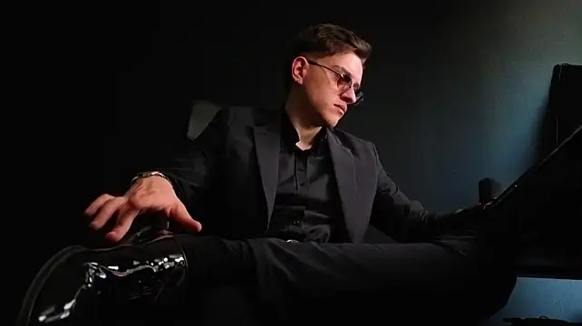 FelixStarkk Live XXX Chat