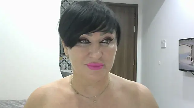 Kleotempt's Live XXX Chat
