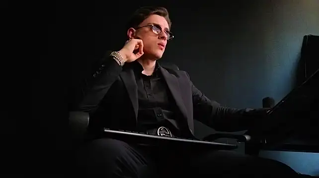 FelixStarkk's Live XXX Chat