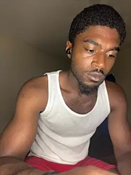 BrownSkinHandsome XXX чат на живо