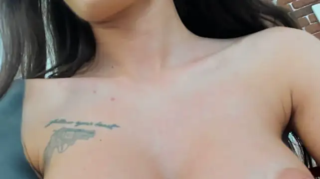DariaAmaris লাইভ XXX চ্যাট