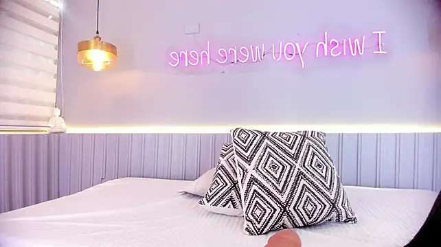 Онлайн чат XXX cherry_monroe
