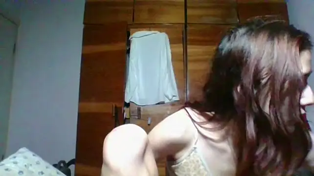 Chatroom XXX en direct de NickiKisinger