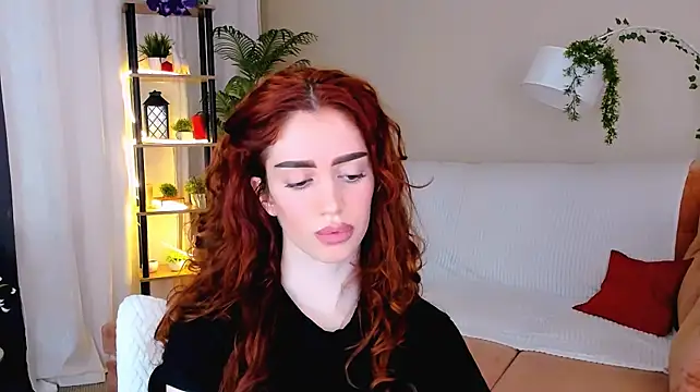ChristinaConteeree's Live XXX Chat