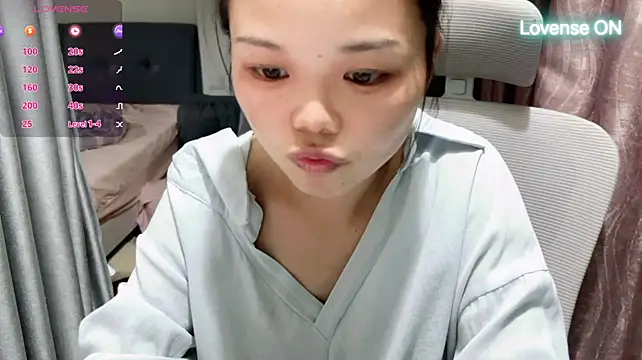 xiaosu22 élő XXX-chatje