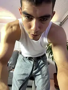 Alejandro_vega_ Live XXX Chat