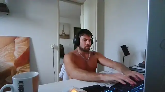 alpha-hunk Live XXX-Chat