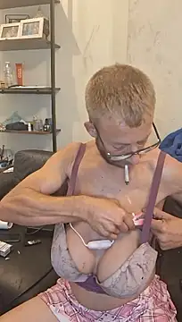 Chat XXX Live kinkybislaafje