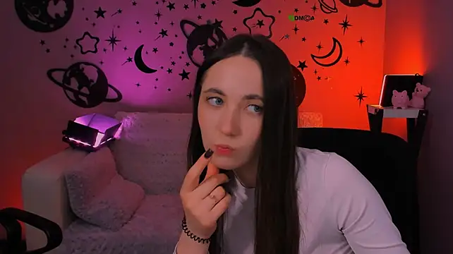 bella_dorn Adlı Modelin Canlı XXX Sohbeti