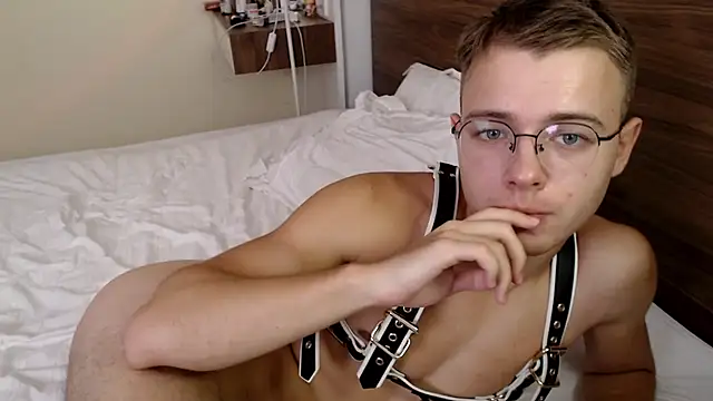 NikiKerryCum Show in webcam