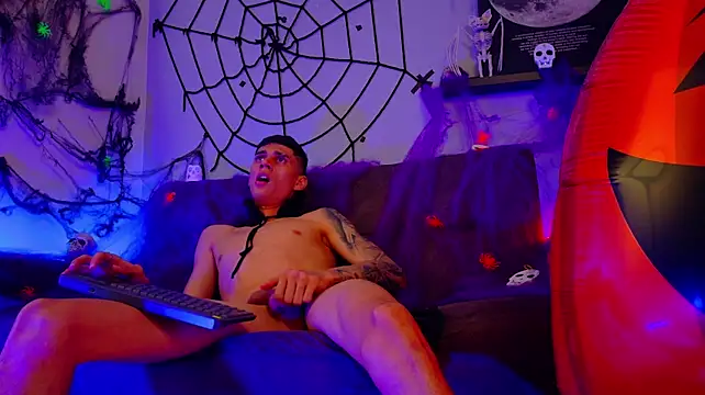 BryanGrey__ élő XXX-chatje