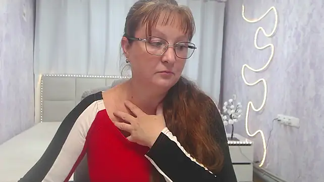 Chat +18 de VanessaHotts ao vivo