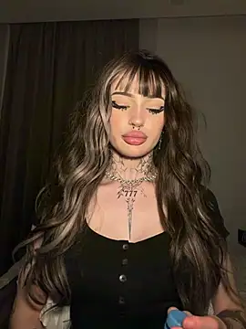 madelinexx Adlı Modelin Web Kamerası Şovu