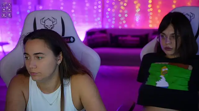 Chat +18 de Lola_054 ao vivo